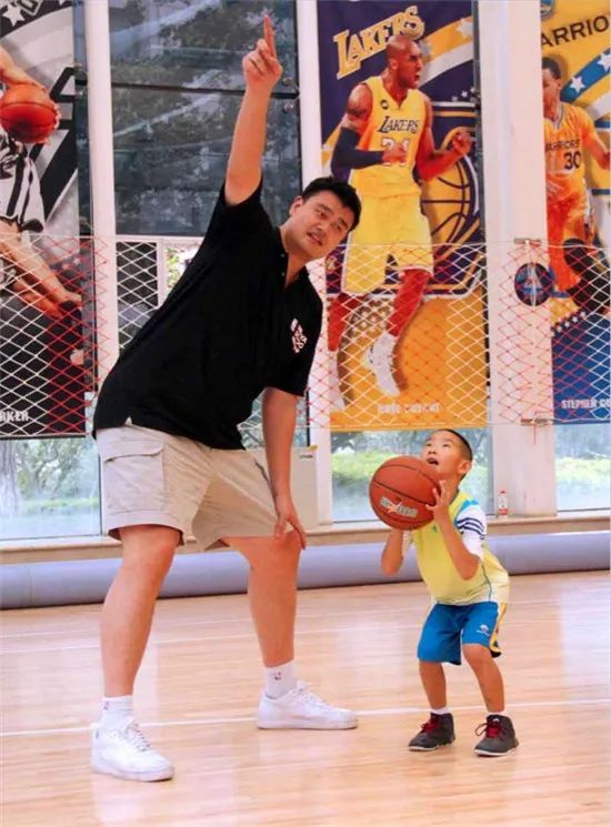 争压力面前